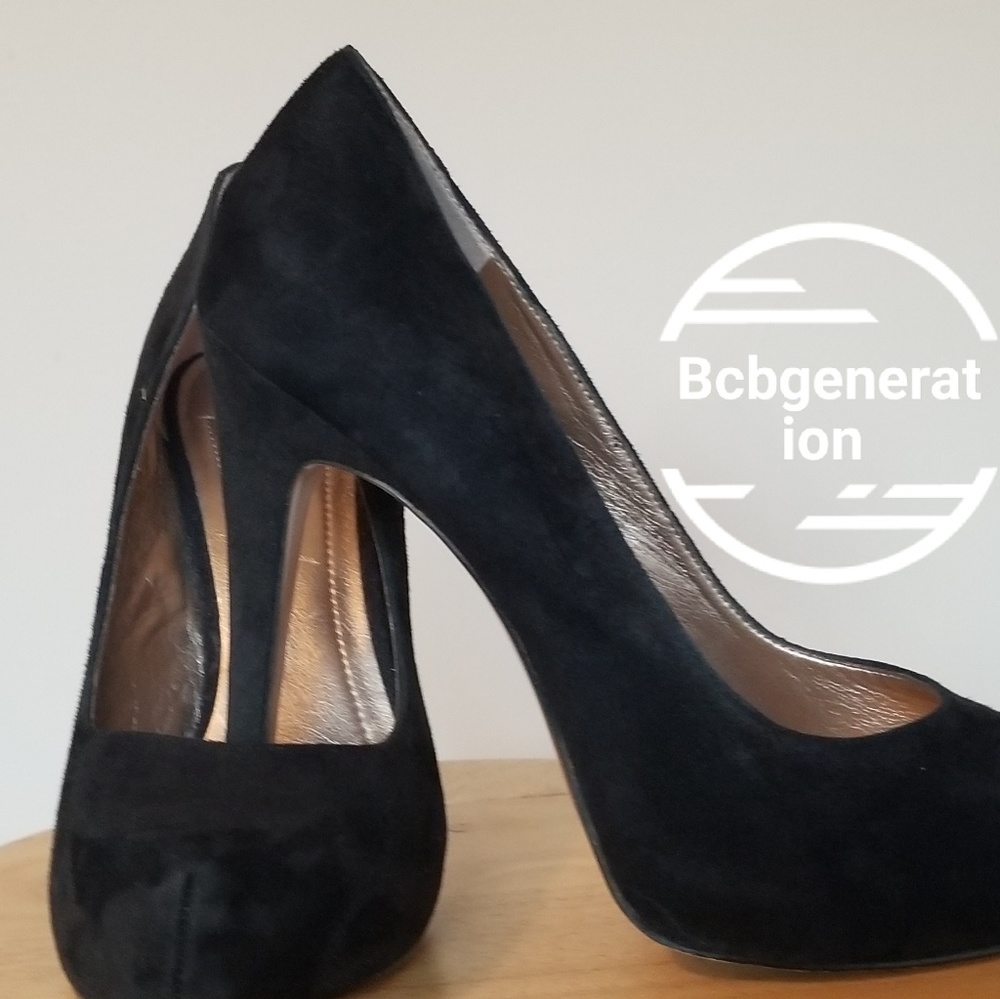 Suede pump Shoe